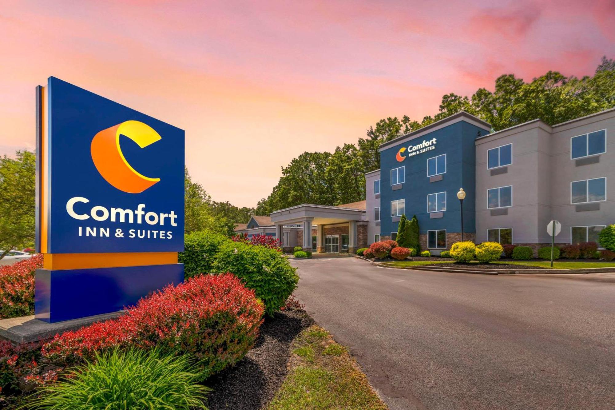 Comfort Inn & Suites Saratoga Springs Exterior foto